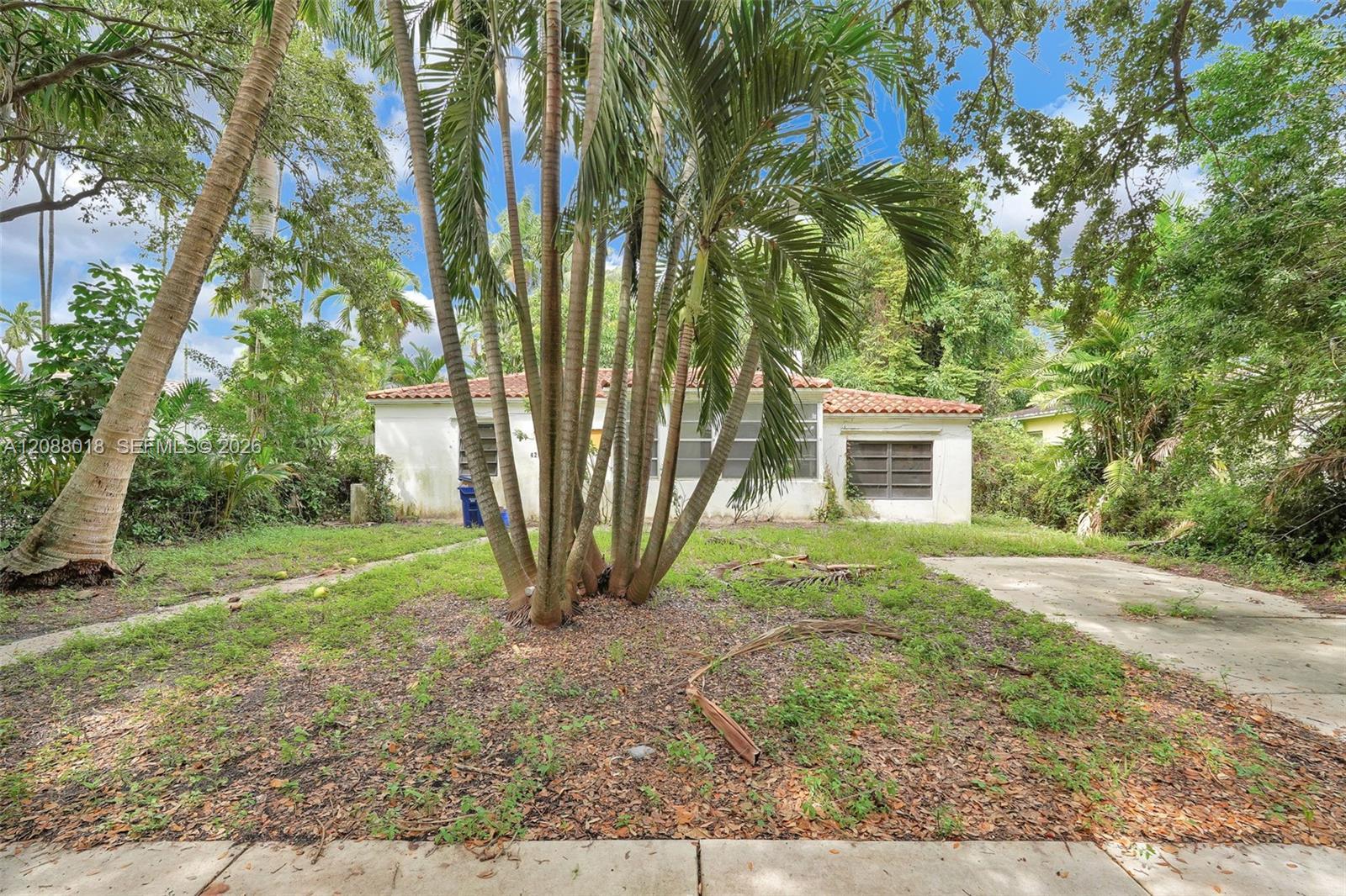 424 Minola Dr, Miami Springs FL 33166