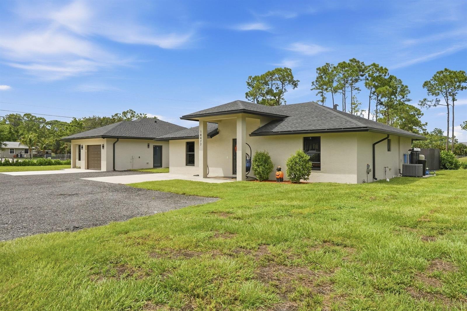 18477 Sycamore Drive W, FL 33470