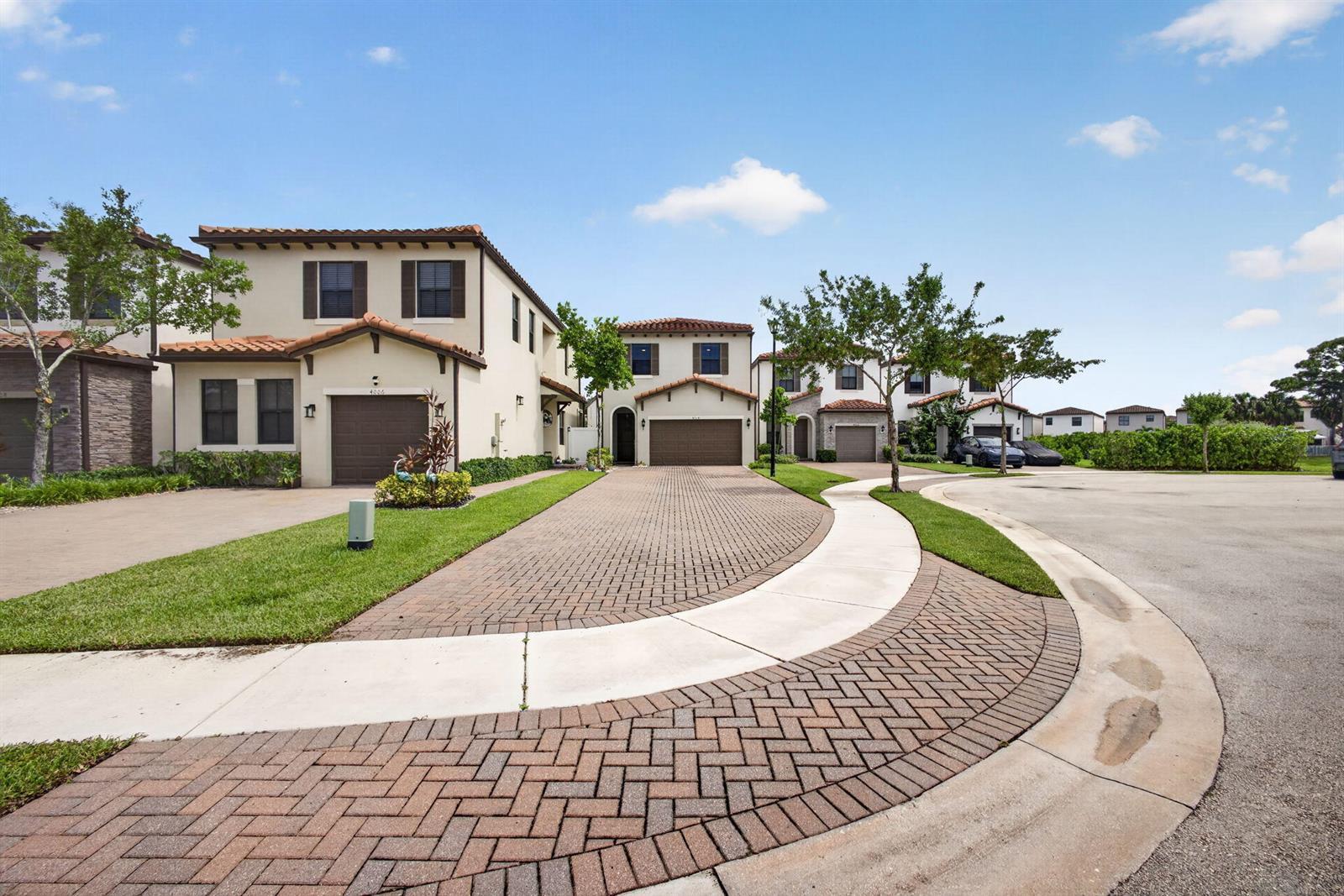 4004 SCREW PINE Cove, Riviera Beach FL 33410