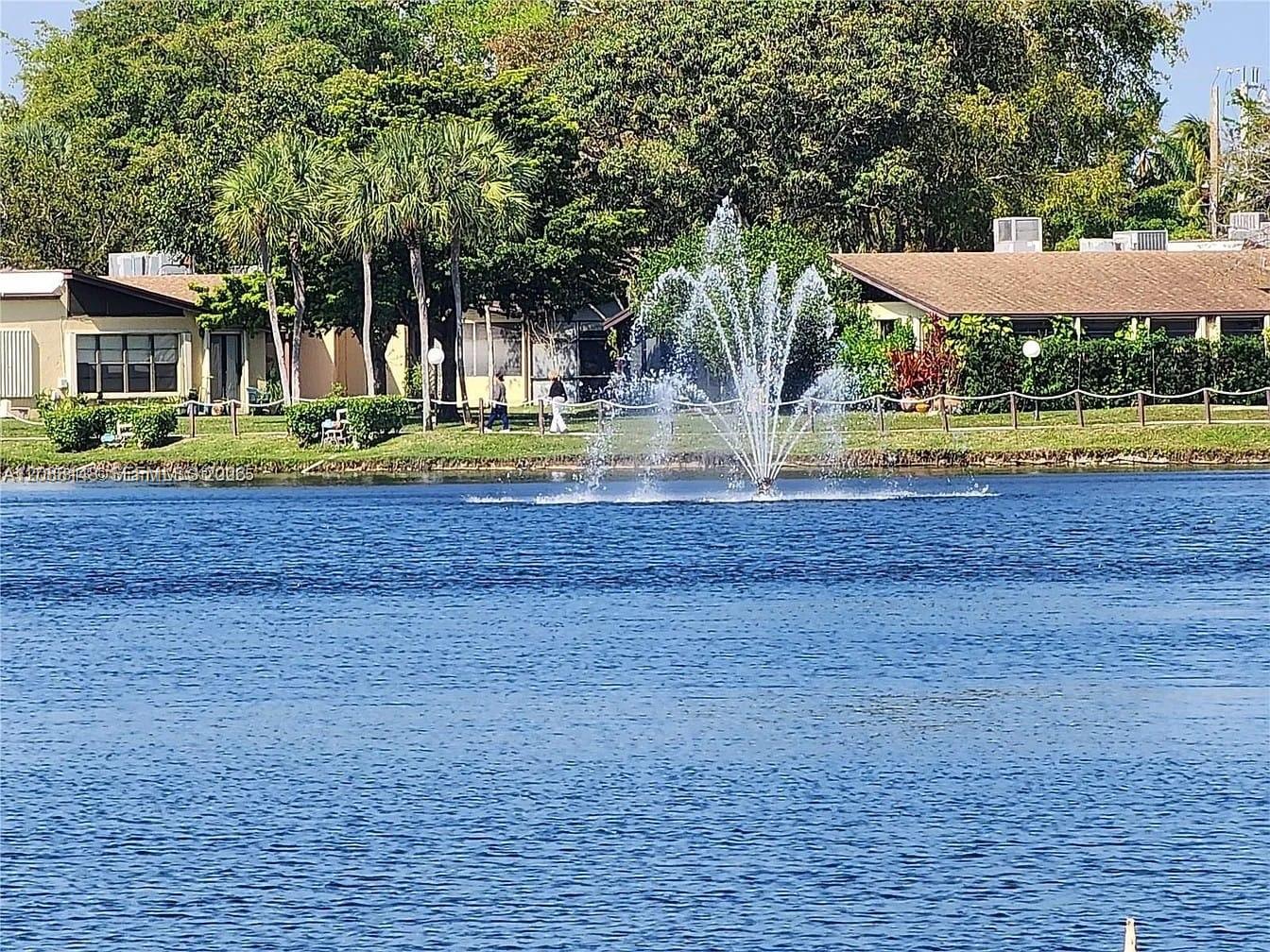 140 Fox Rd # 46, Hollywood FL 33024