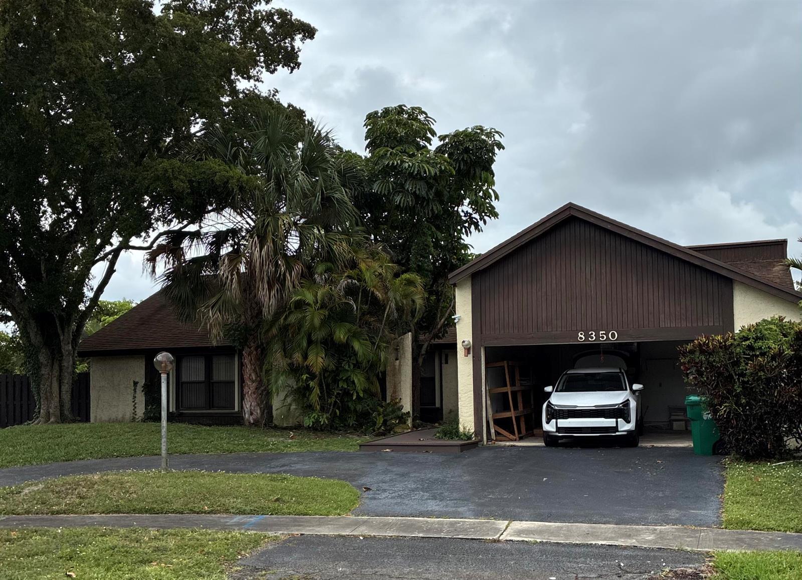 8350 NW 51ST Street, Lauderhill FL 33351