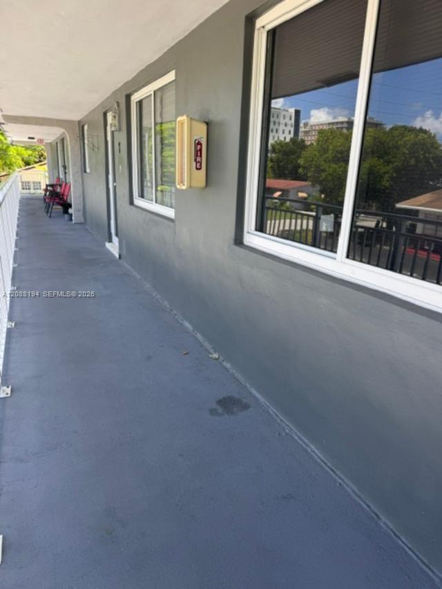 920 SE 2nd Ave # 9, Hallandale Beach FL 33009