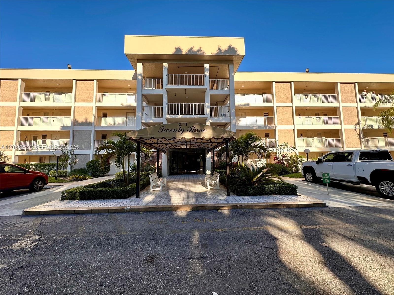 2601 S Course Dr # 206, Pompano Beach FL 33069
