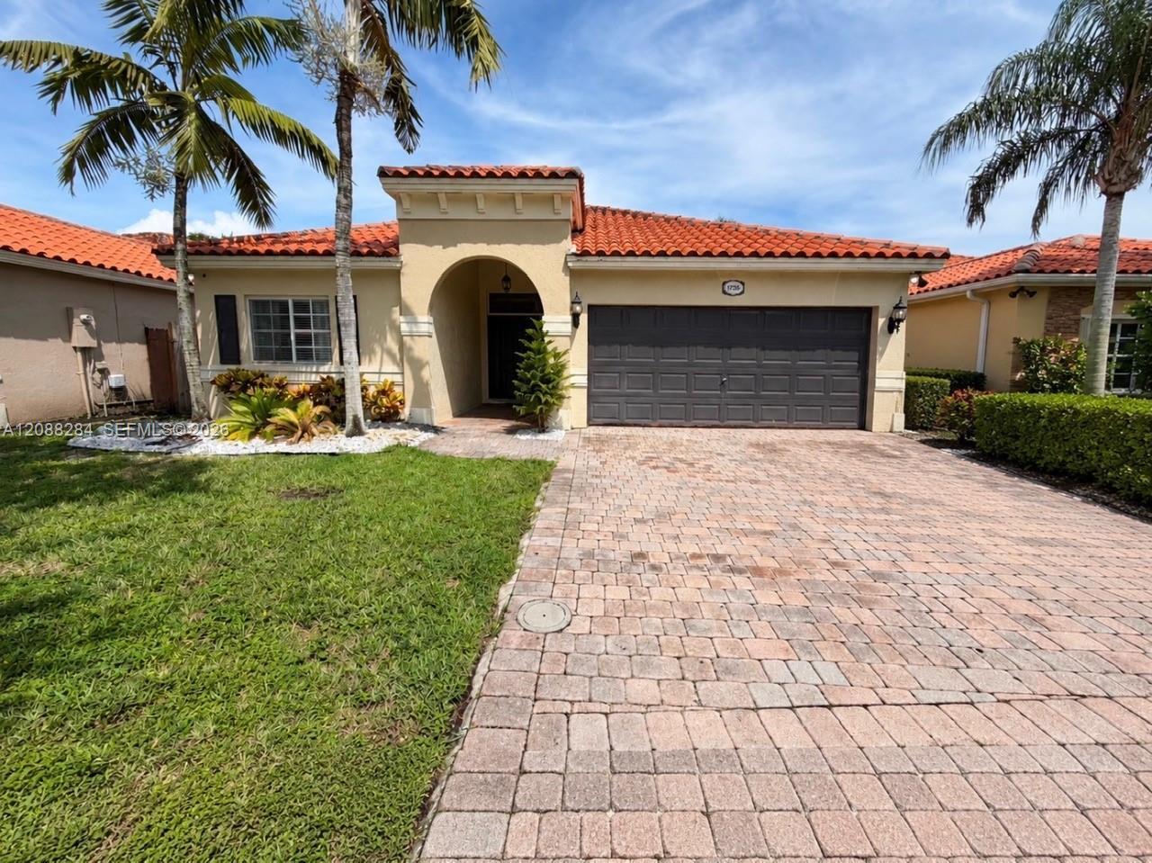 1735 NE 36th Ave # 0, Homestead FL 33033
