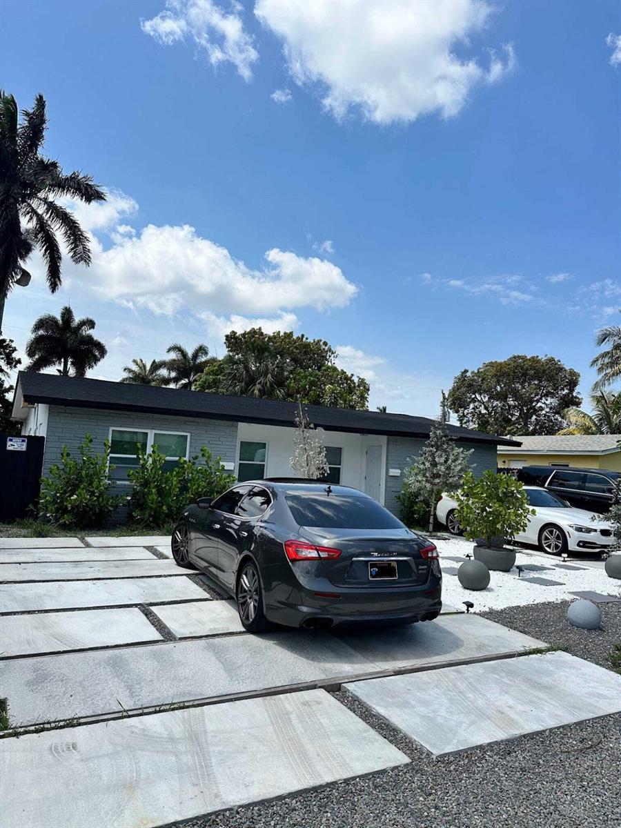 1010 SW 30th Street, Fort Lauderdale FL 33315