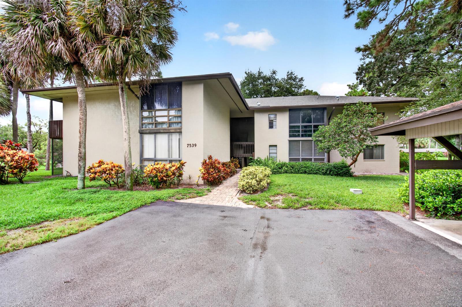7539 Greenlake Way, Boynton Beach FL 33436