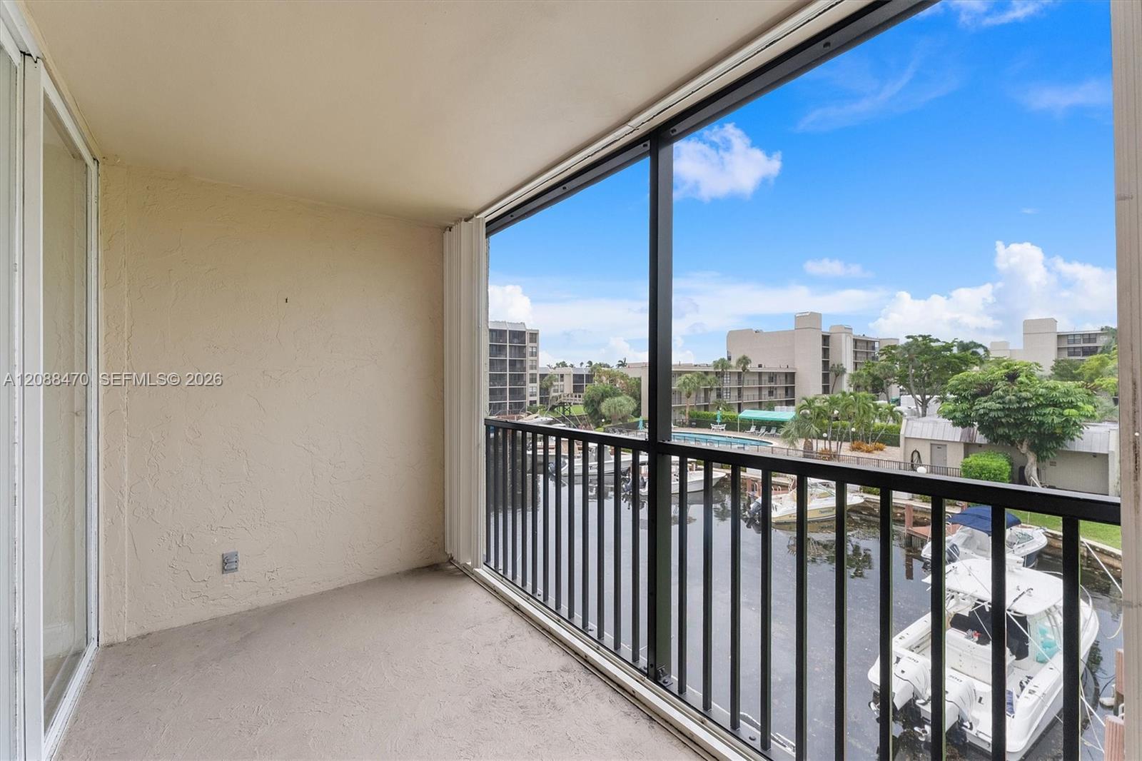4 Royal Palm Way # 308, Boca Raton FL 33432