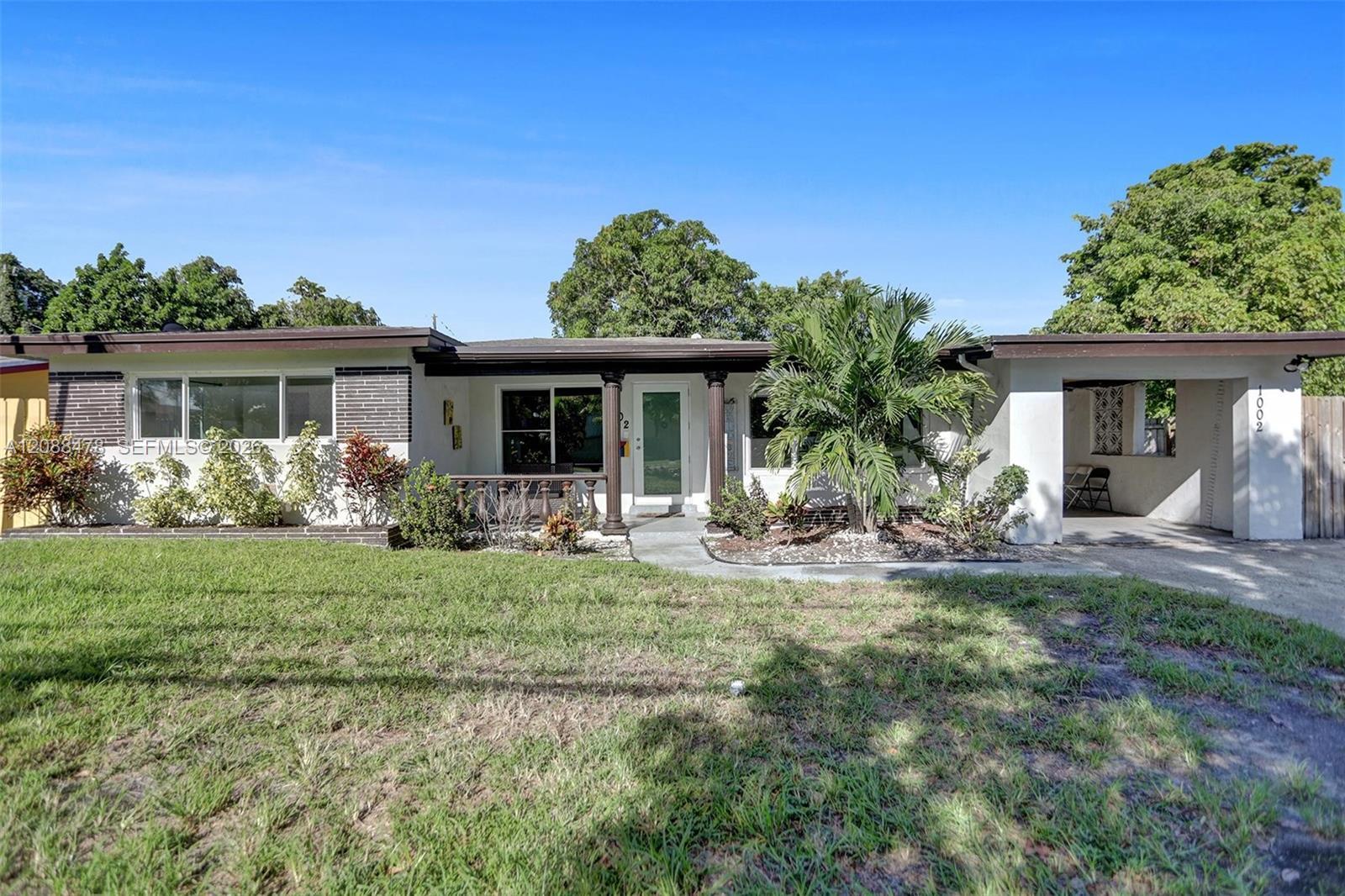 1002 S 28th Ave, Hollywood FL 33020