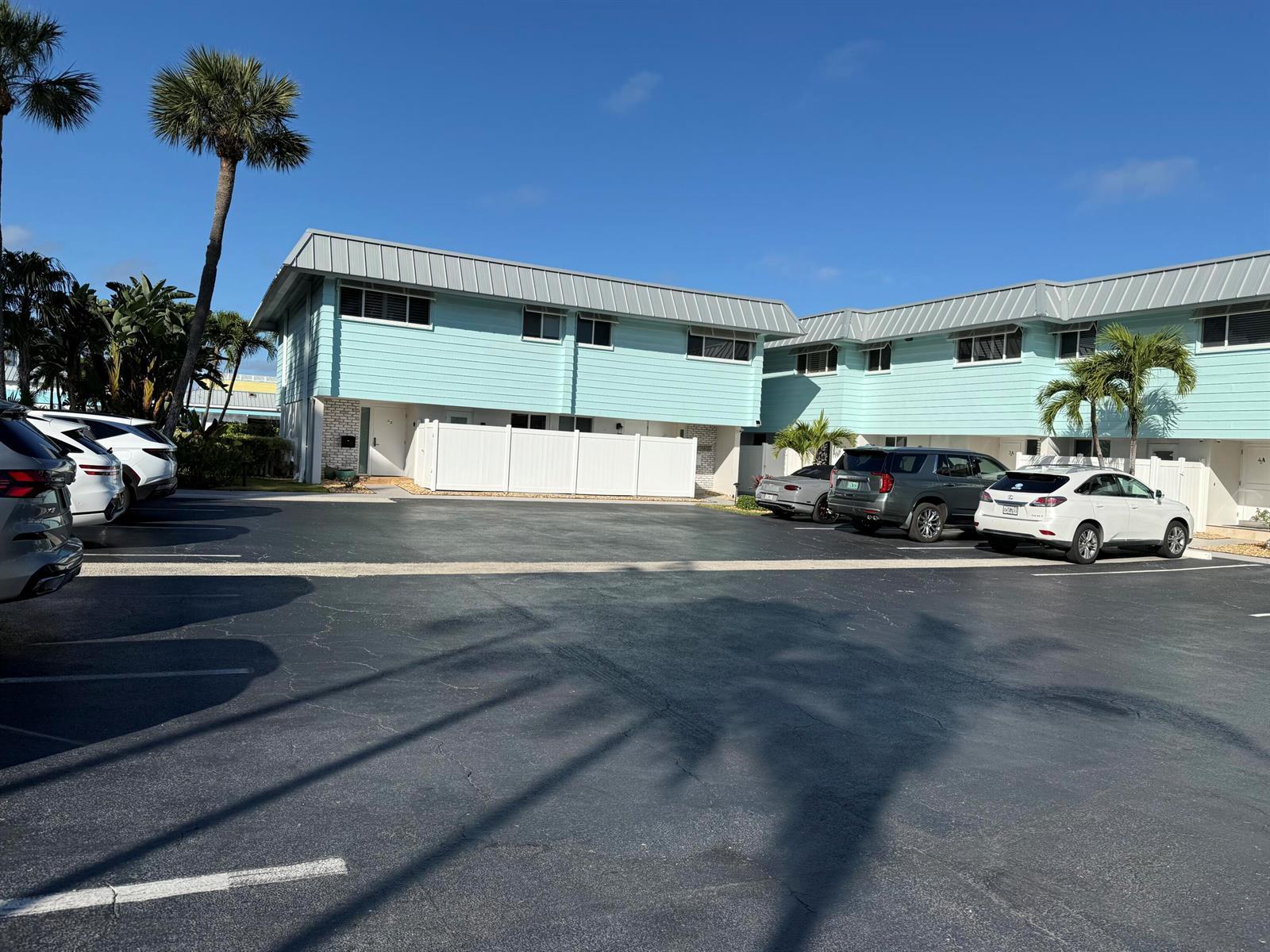 426 SE 17TH Terrace # 1B, Deerfield Beach FL 33441
