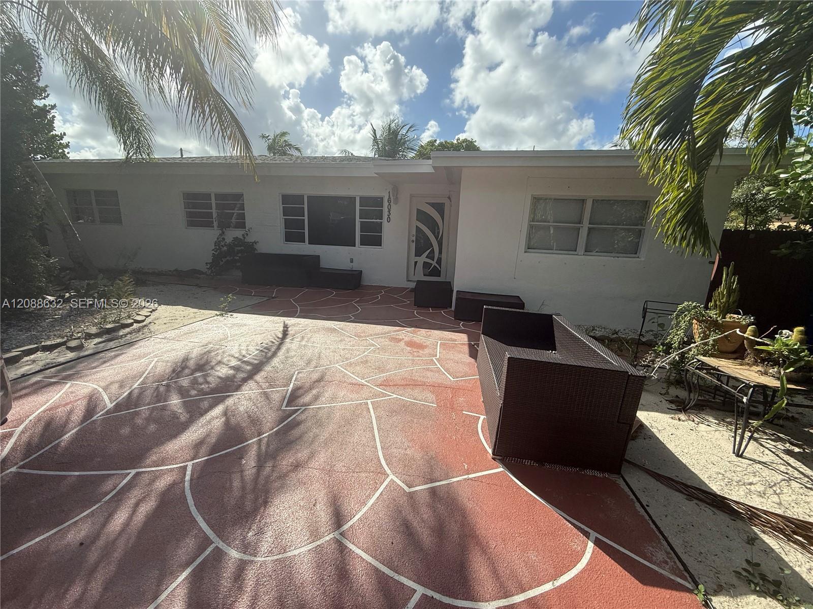 16030 Miami Dr, North Miami Beach FL 33162