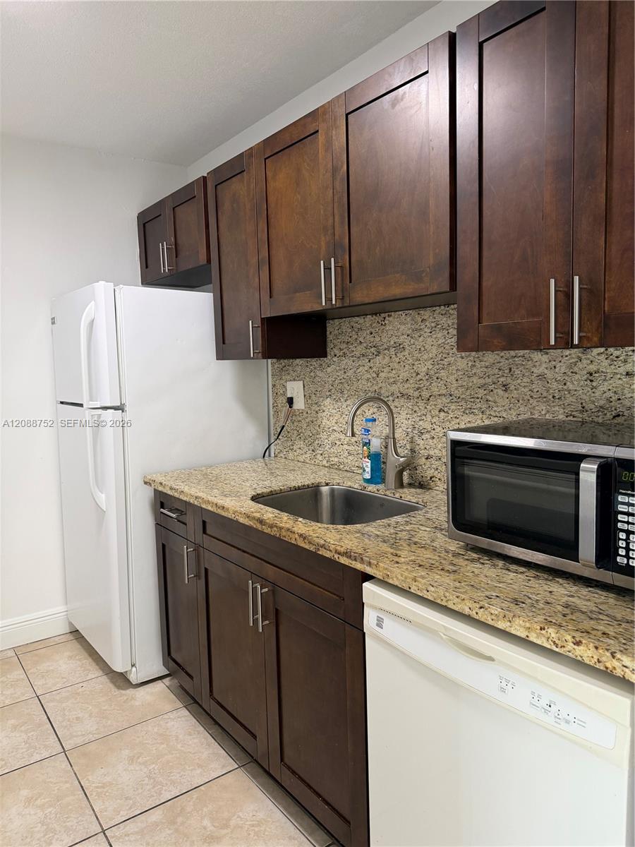 7425 SW 152nd Ave # 106, Miami FL 33193