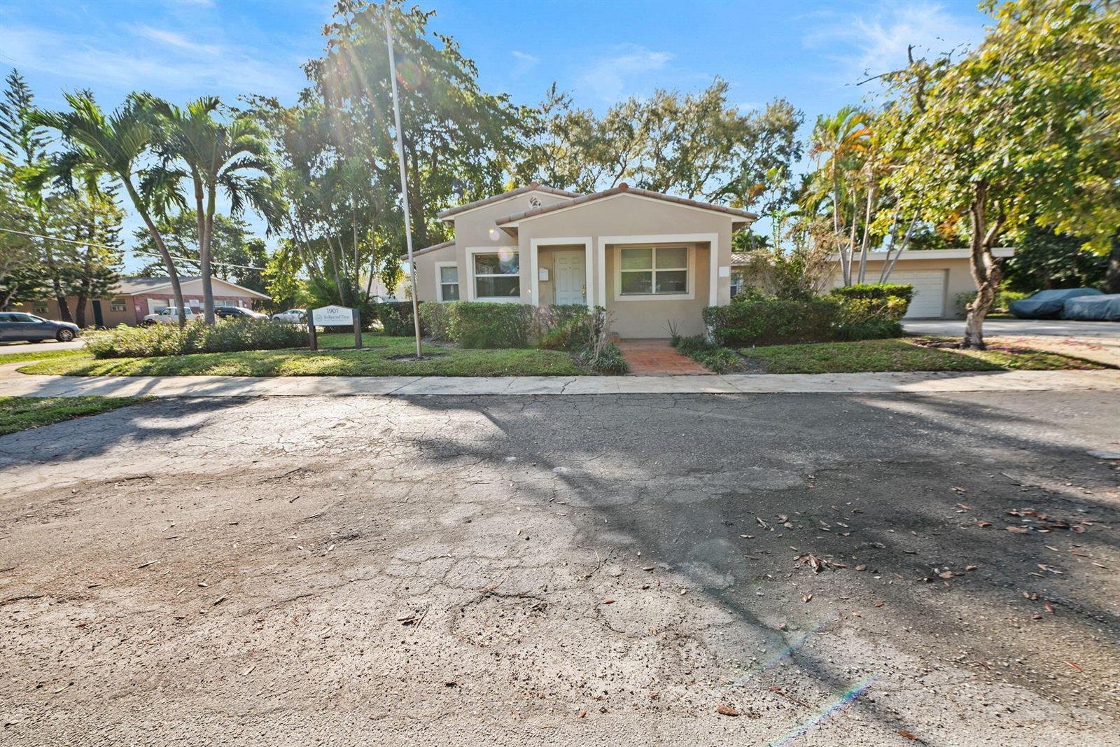 1901 SE 4TH Avenue, Fort Lauderdale FL 33316