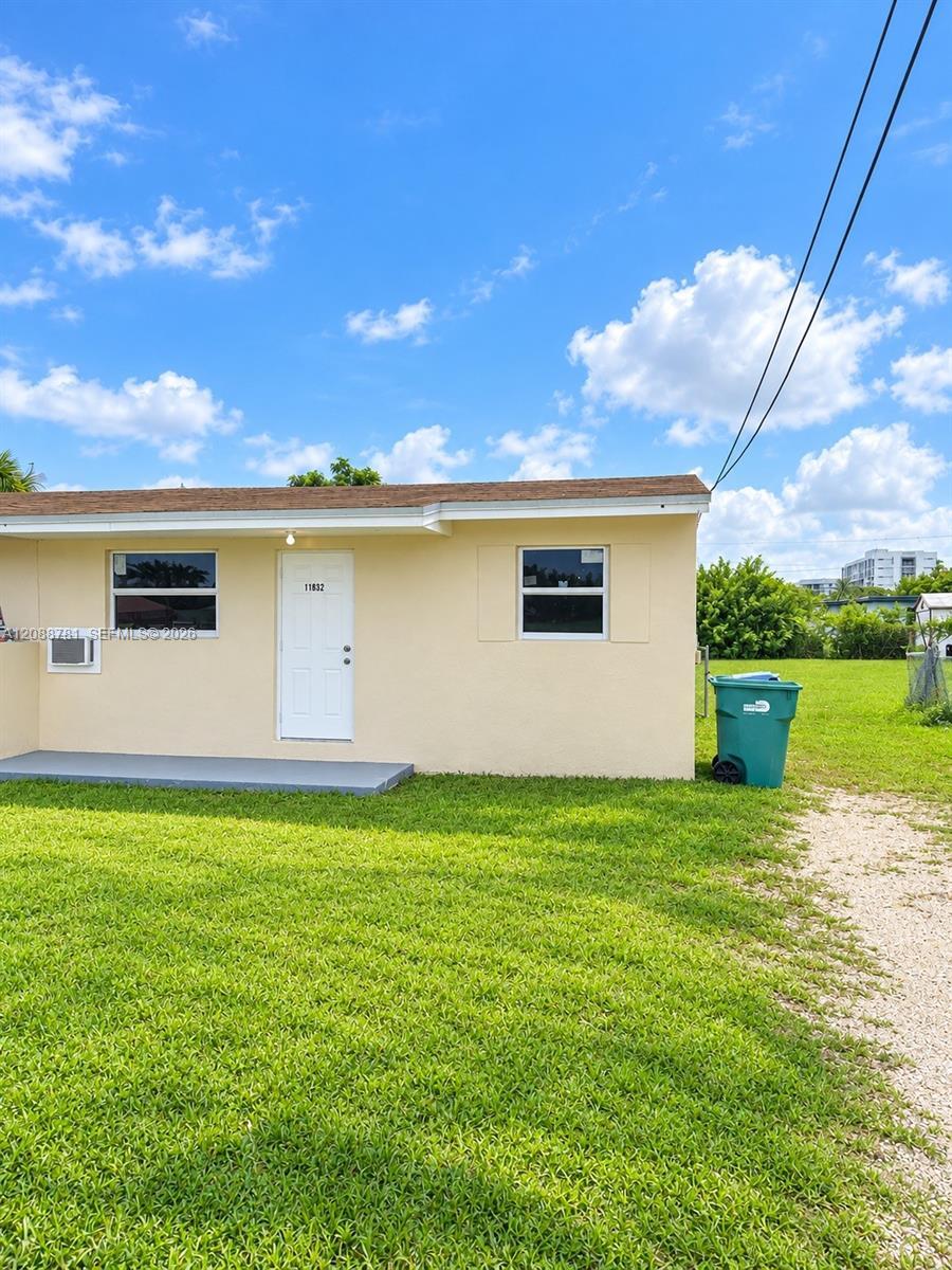 11832 SW 212th St # 11832, Miami FL 33177