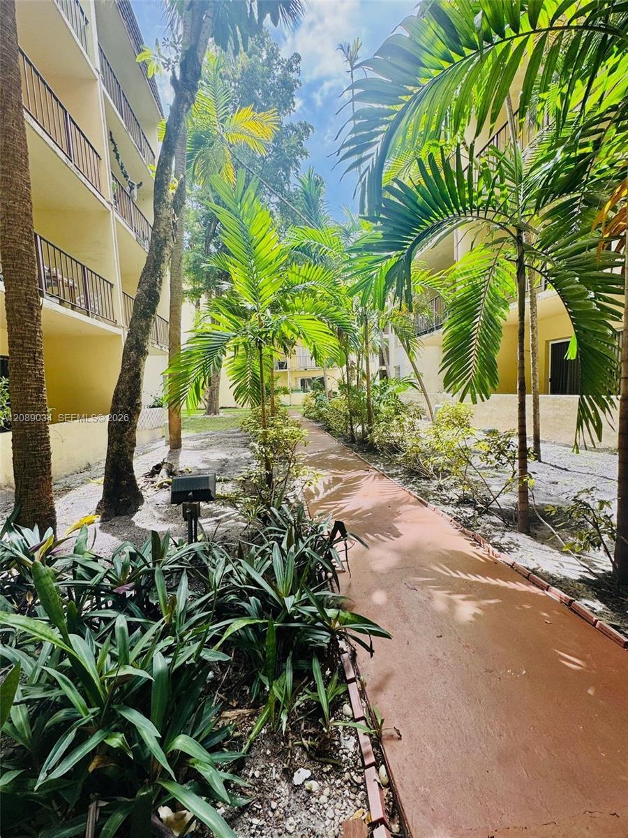 11925 NE 2nd Ave # B205, North Miami FL 33161