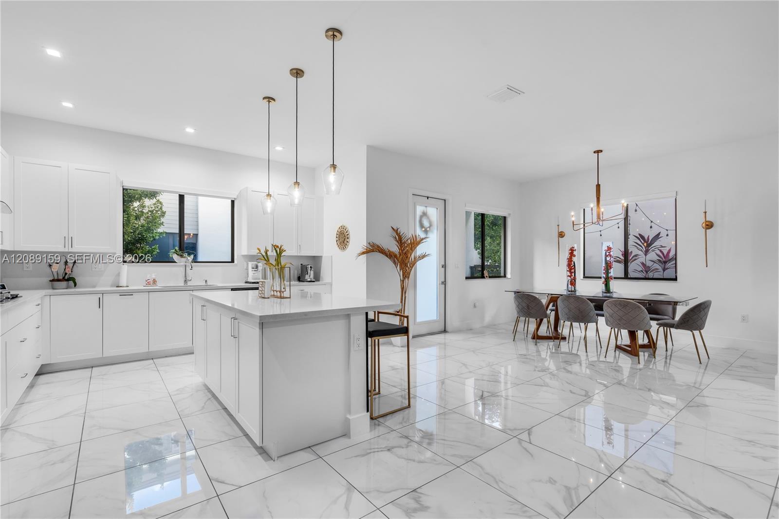 4363 NW 81st Ave, Doral FL 33166