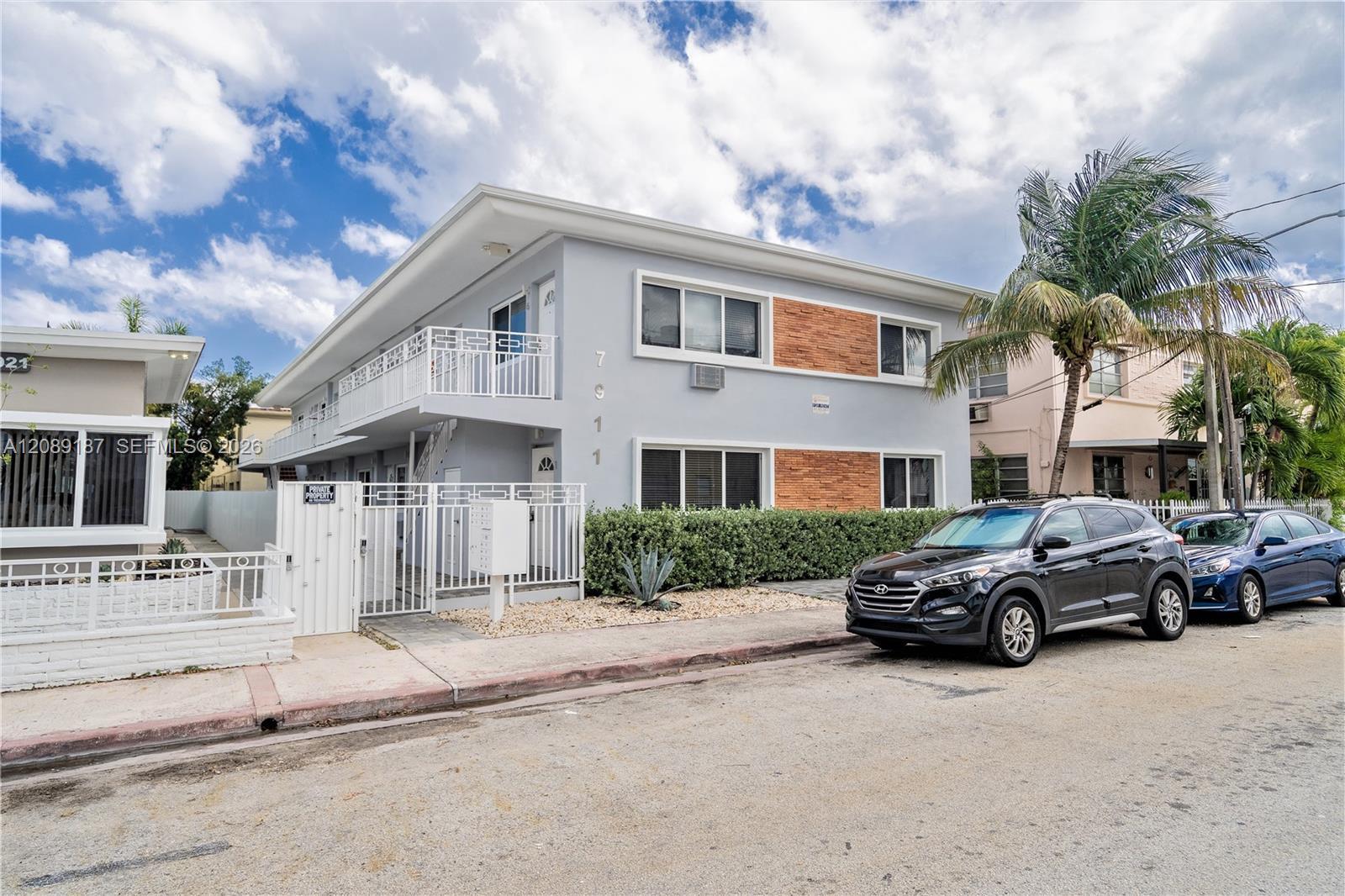 7911 Abbott Ave # 9, Miami Beach FL 33141