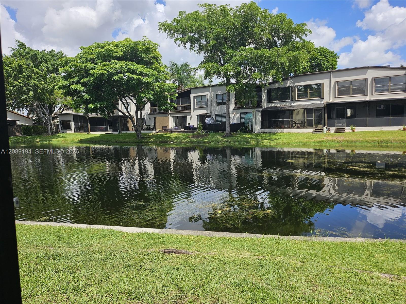9723 N New River Canal Rd # 414, Plantation FL 33324