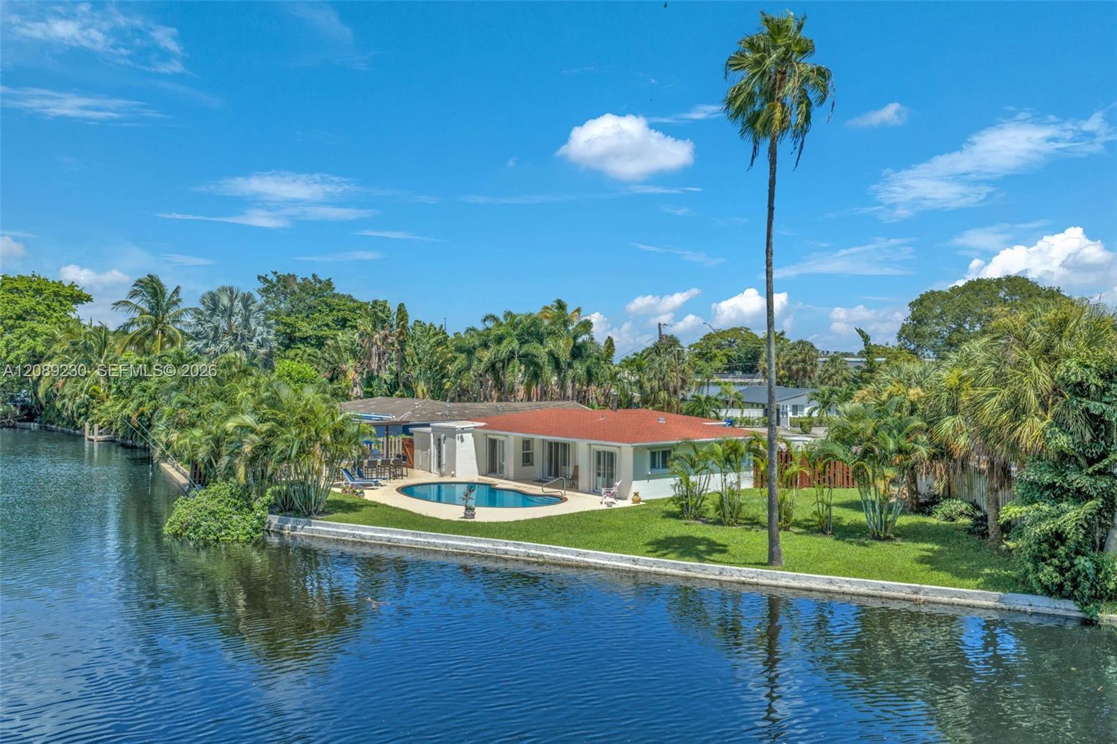 108 NE 30th St, Wilton Manors FL 33334