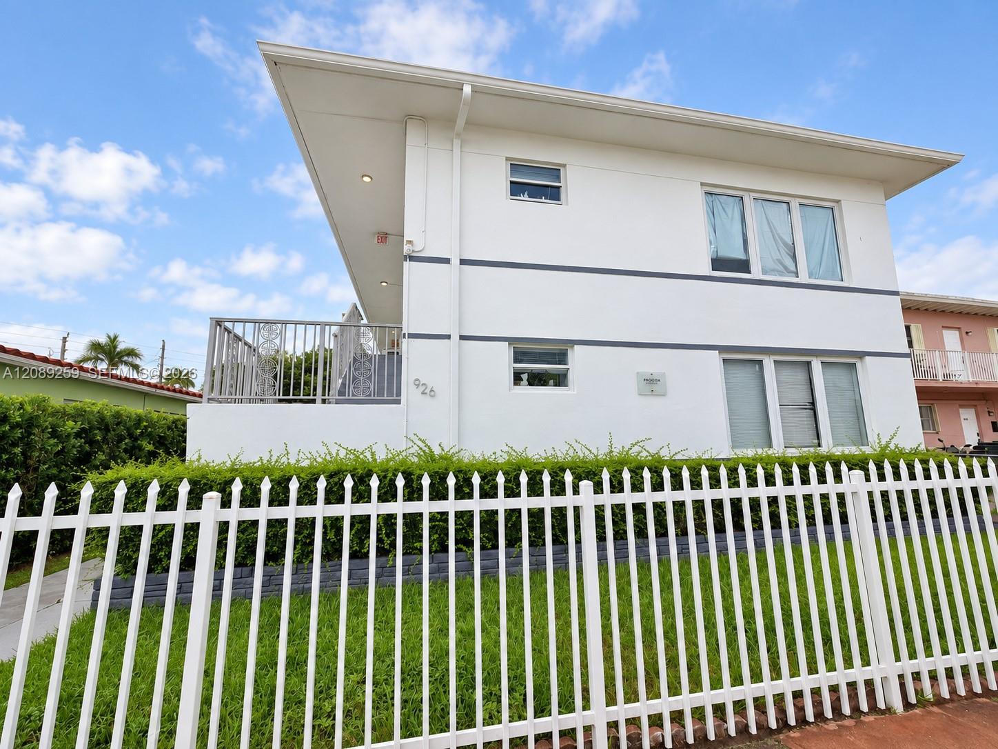 926 79th Ter # 6, Miami Beach FL 33141