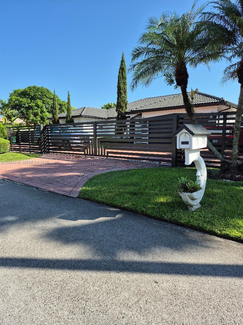 19431 SW 133rd Ave, Miami FL 33177