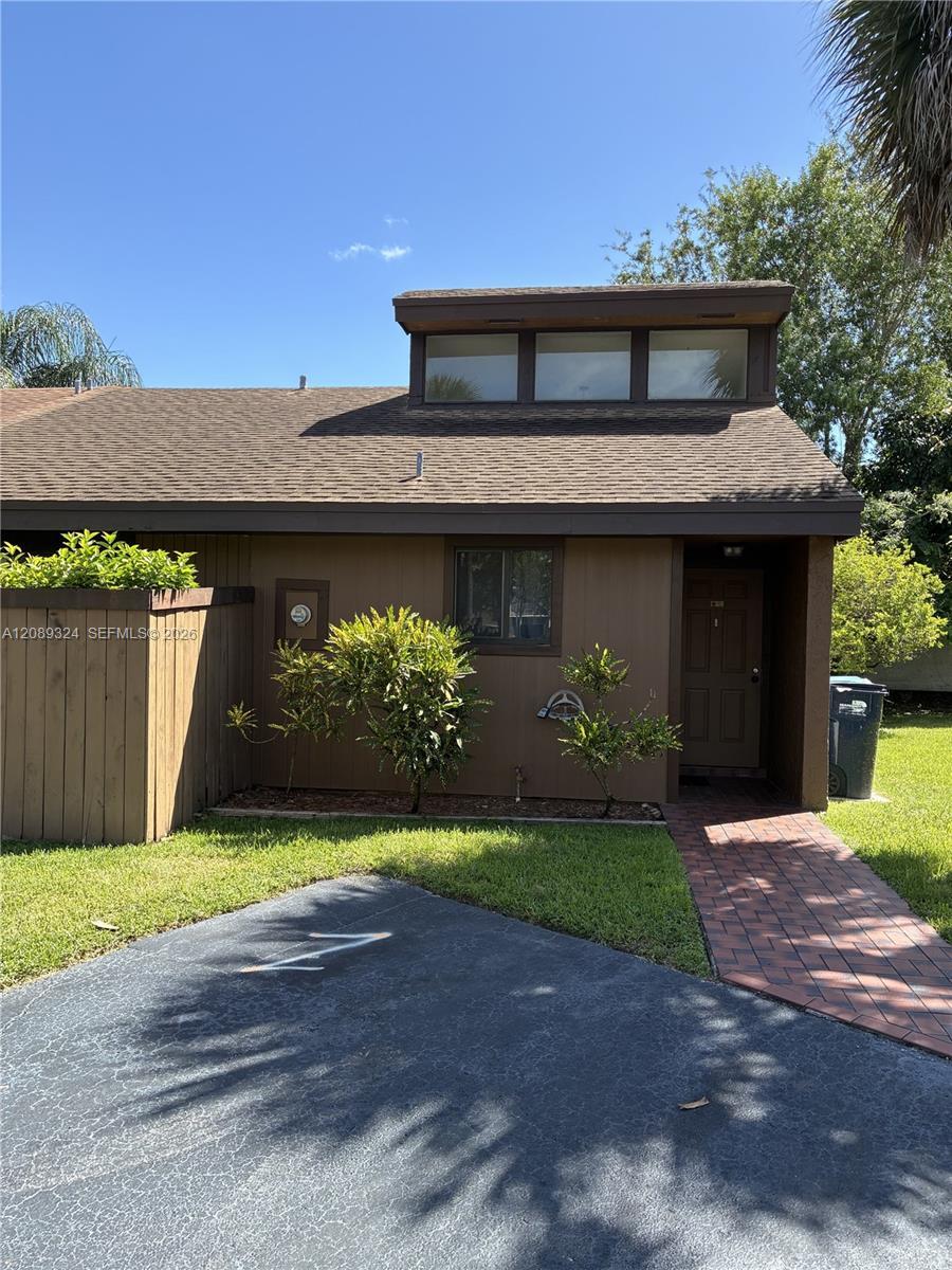 9324 SW 132nd St, Miami FL 33176