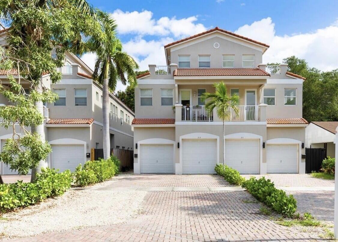 213 SW 11TH Street # 213, Fort Lauderdale FL 33315