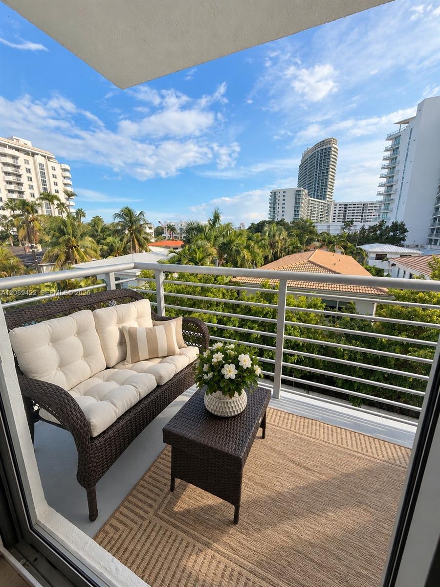 1450 Lincoln Rd # 406, Miami Beach FL 33139
