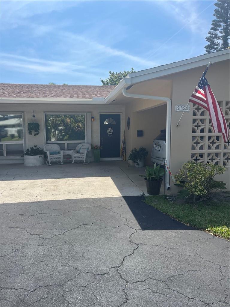 2754 NE 29th Avenue, Lighthouse Point FL 33064