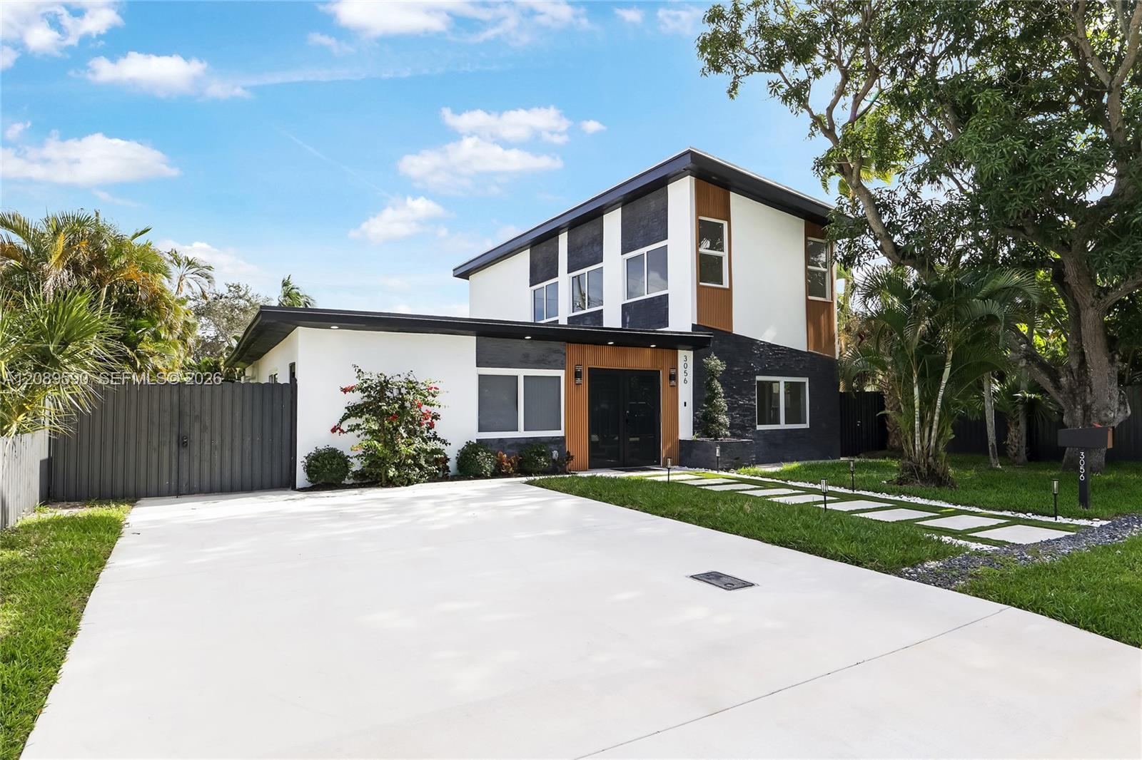 3056 NE 14th Ave # 0, Oakland Park FL 33334