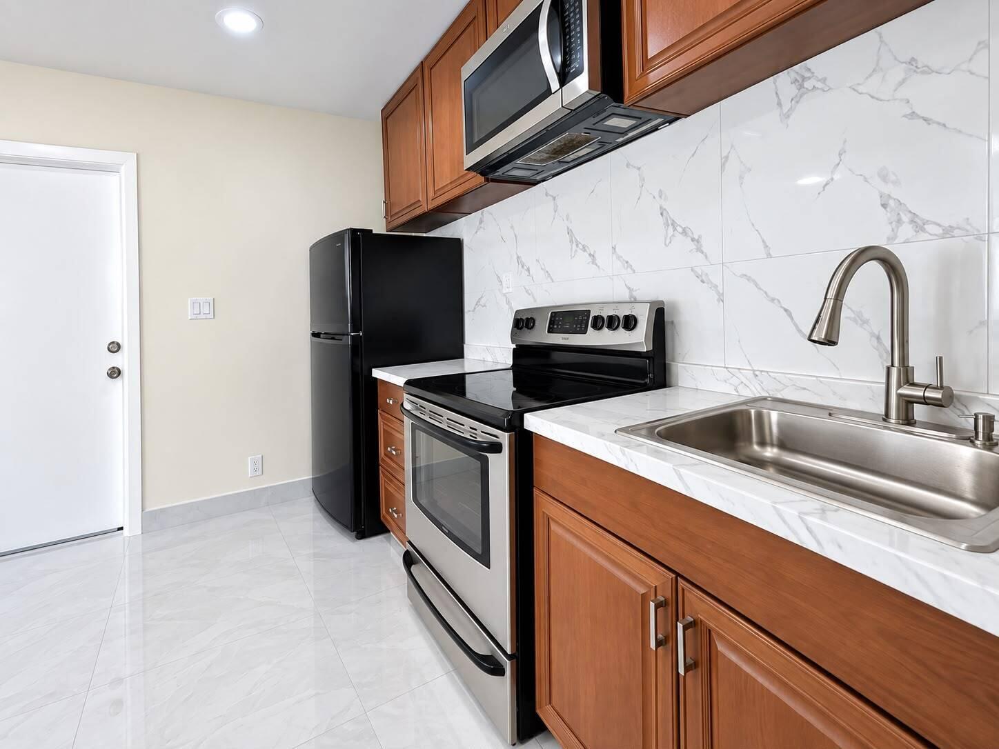 930 NE 52nd Court, Deerfield Beach FL 33064