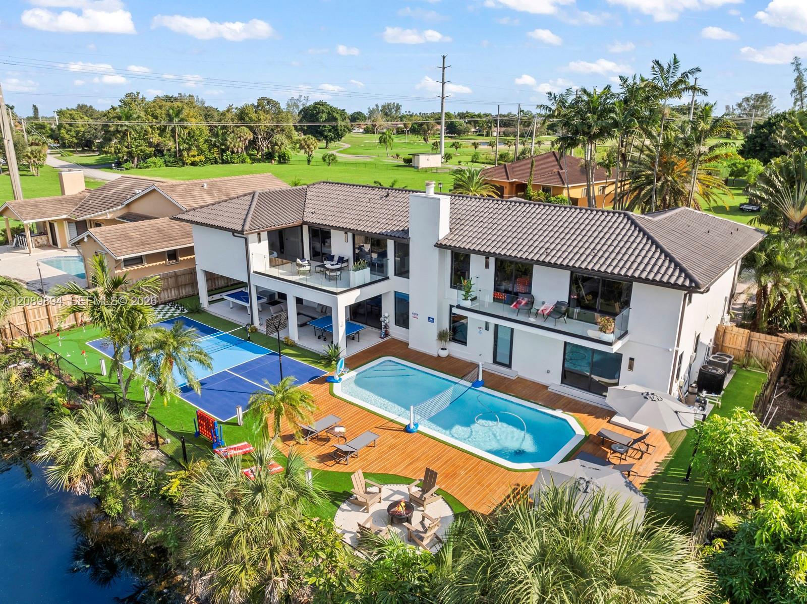 7015 N Augusta Dr # 1, Hialeah FL 33015