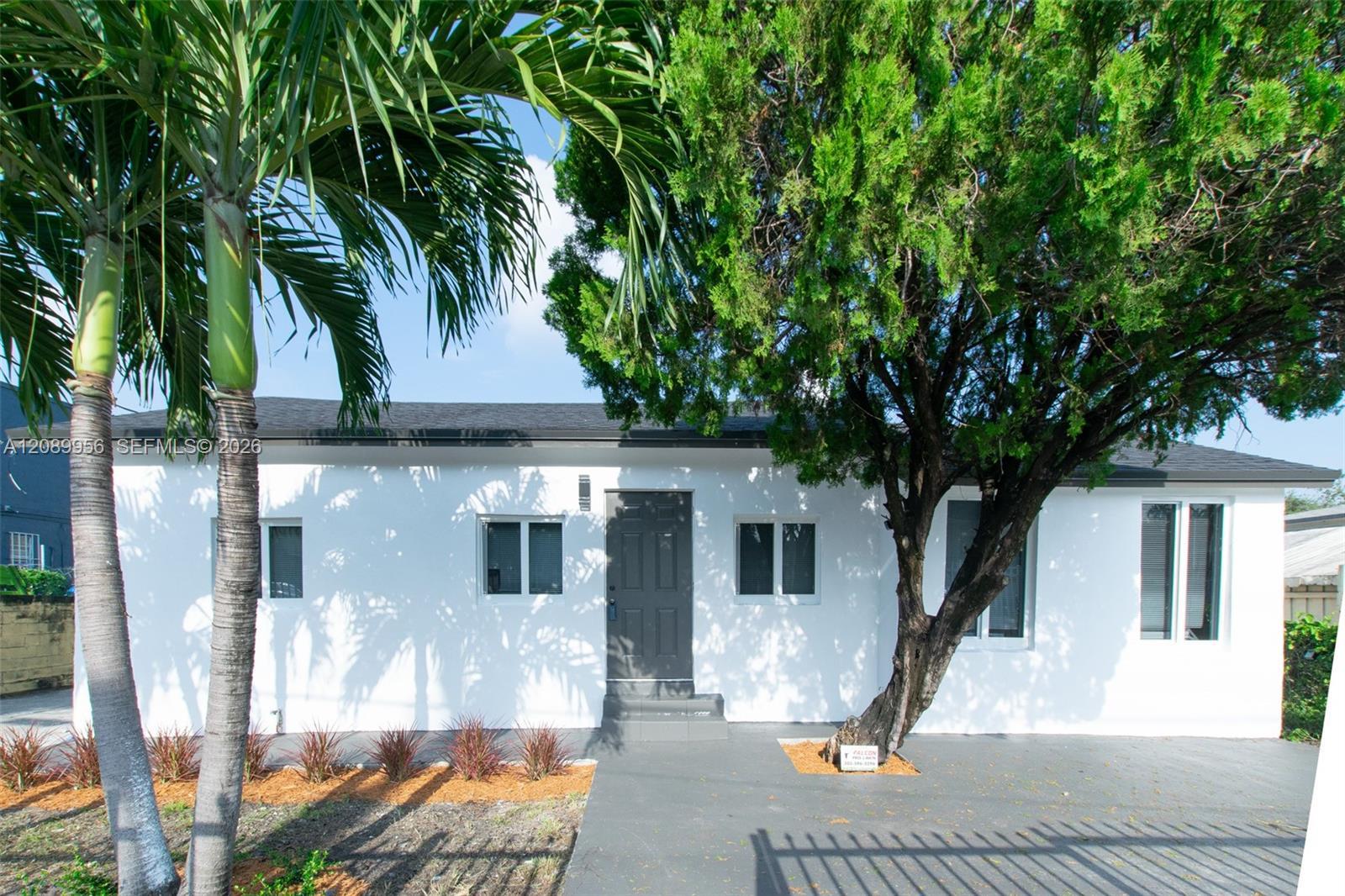 2324 NW 14th Ave, Miami FL 33142