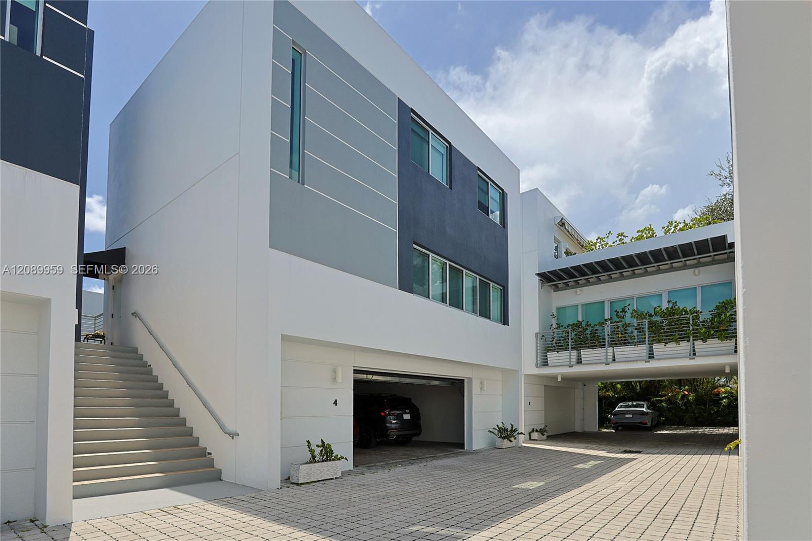 7520 SW 59th Pl # 4D, South Miami FL 33143