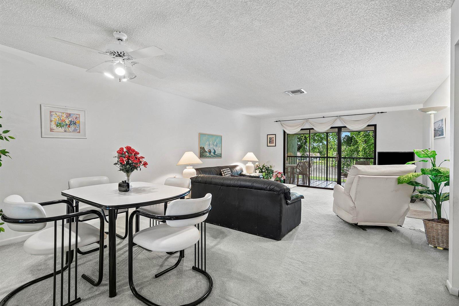 36 STRATFORD Lane W # F, Boynton Beach FL 33436