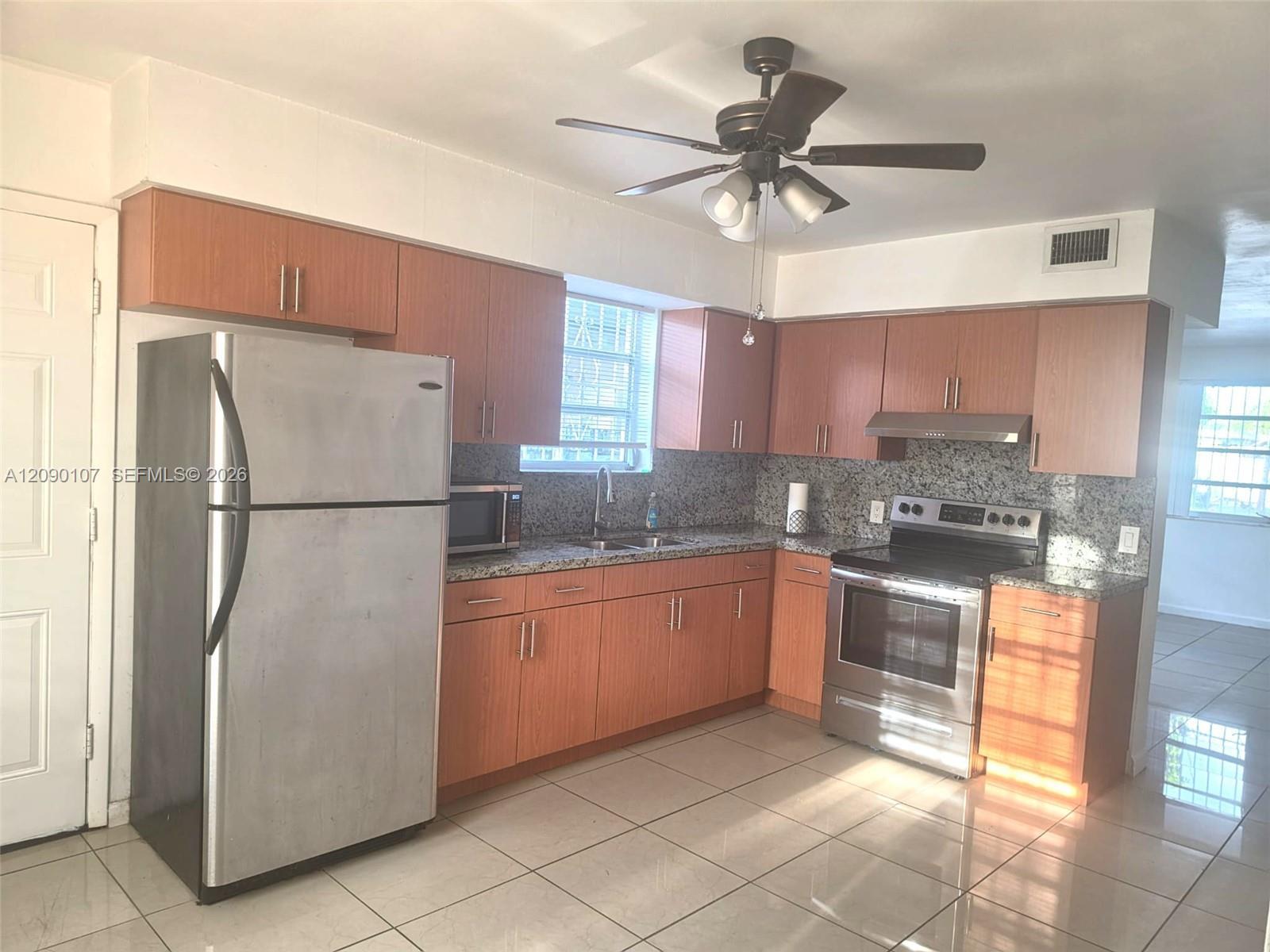 84 NW 75th Ave # 1, Miami FL 33126