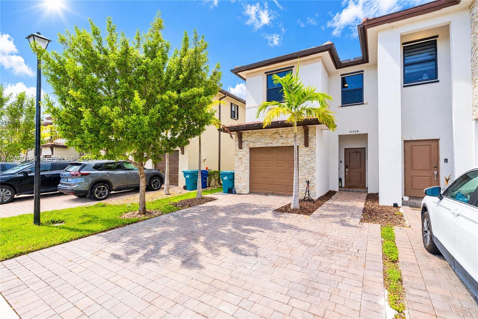 25304 SW 108th Ave, Homestead FL 33032