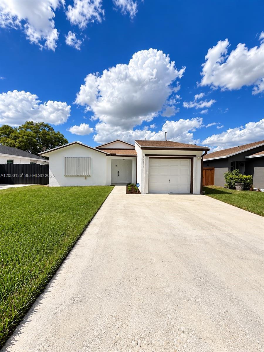 20924 Grouper Dr, Cutler Bay FL 33189