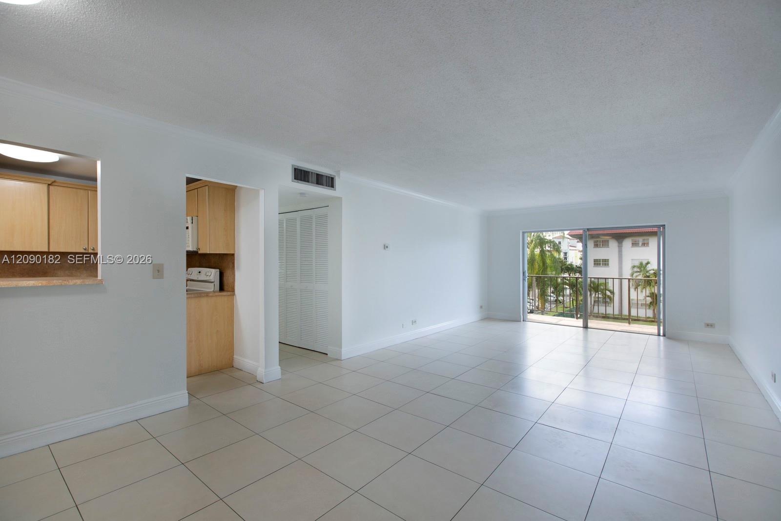 8107 SW 72nd Ave # 302E, Miami FL 33143