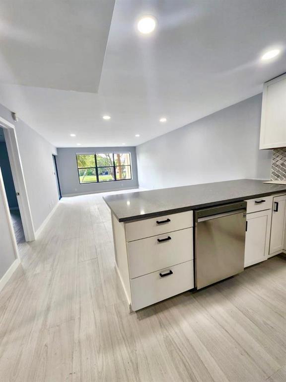 2322 S CYPRESS BEND Drive # 210, Pompano Beach FL 33069
