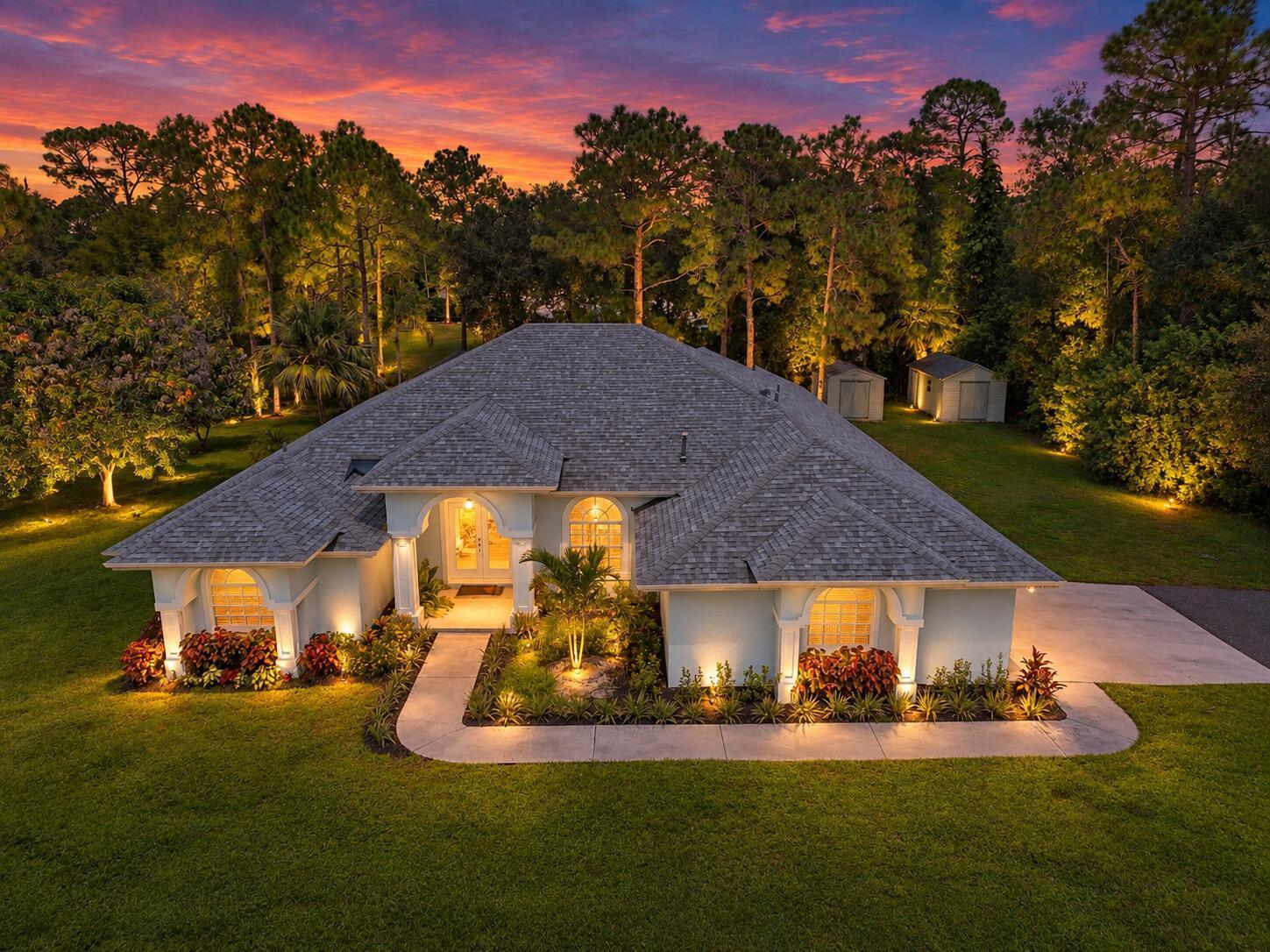 16085 E SECRETARIAT Drive, FL 33470