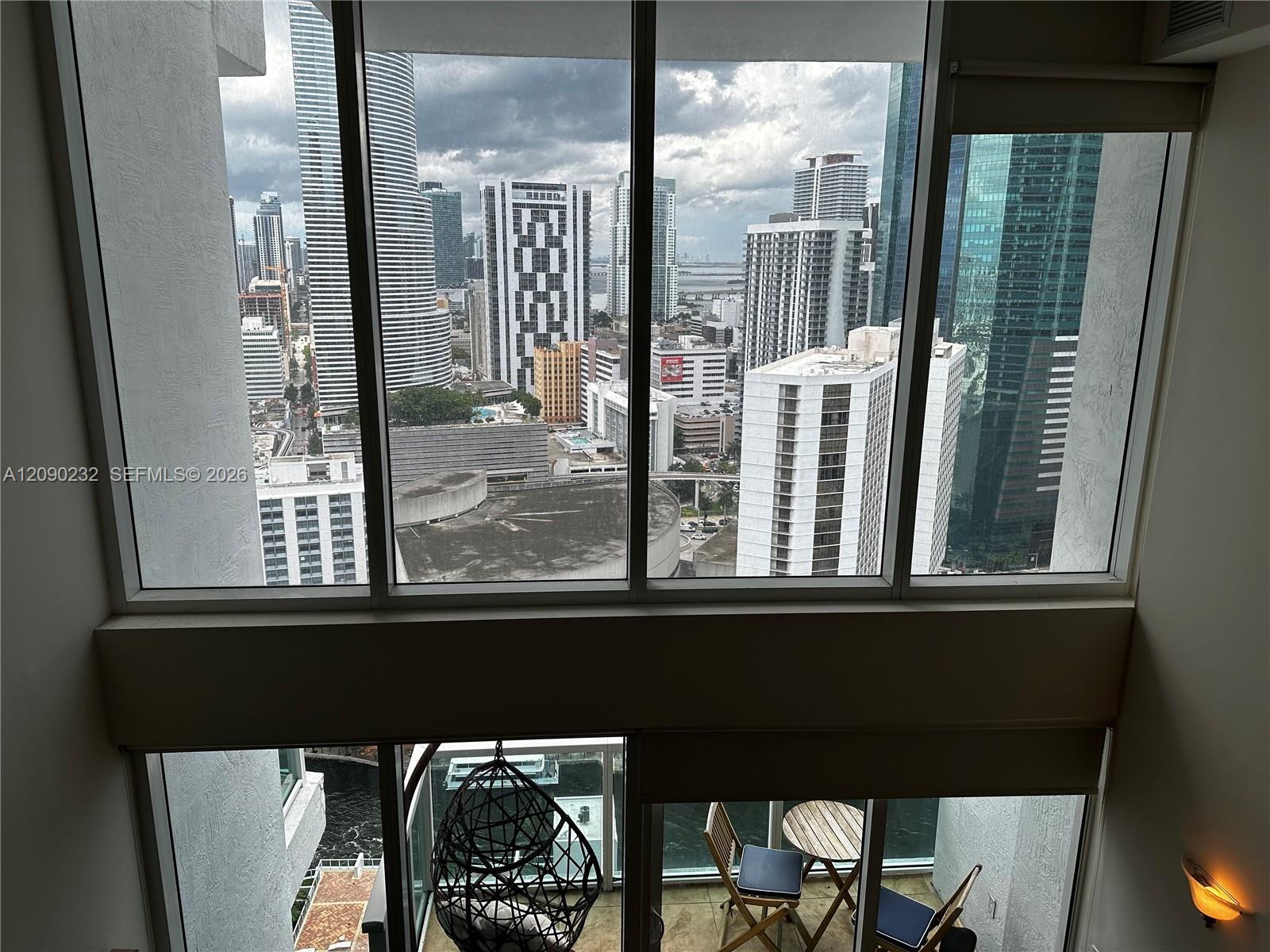 41 SE 5th St # 1803, Miami FL 33131
