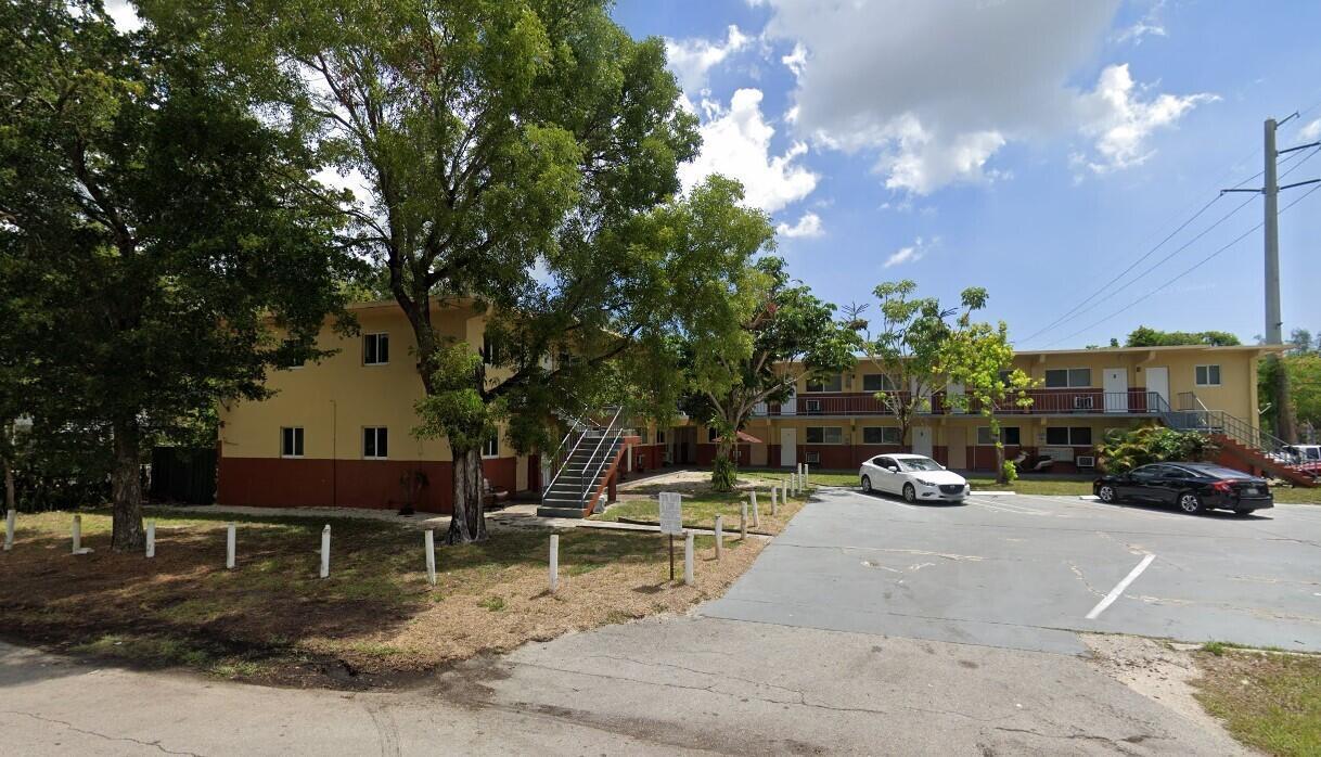 700 NW 10TH Terrace # 10, Fort Lauderdale FL 33311