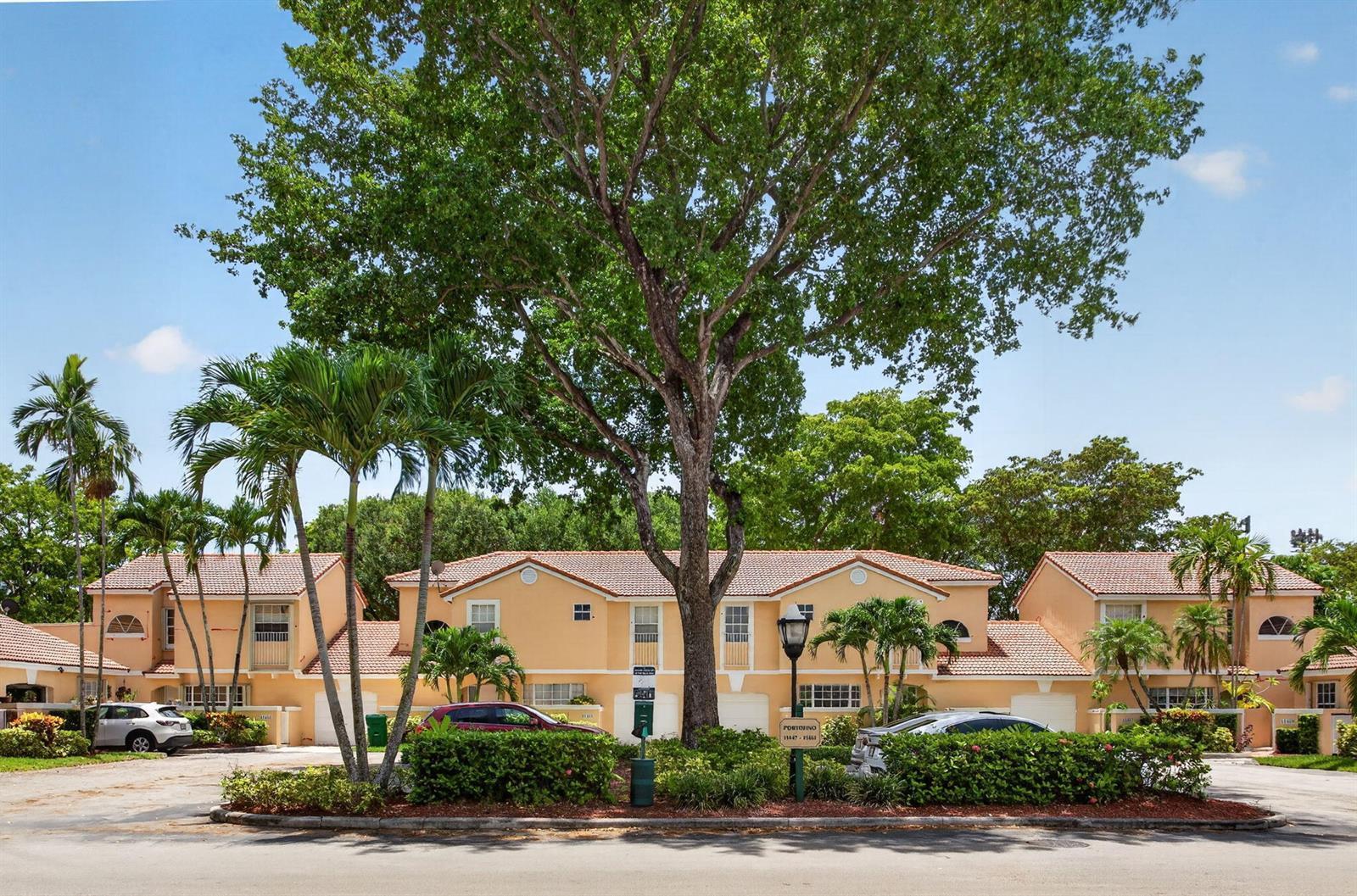 11451 LAKEVIEW Drive # 3A, Coral Springs FL 33071