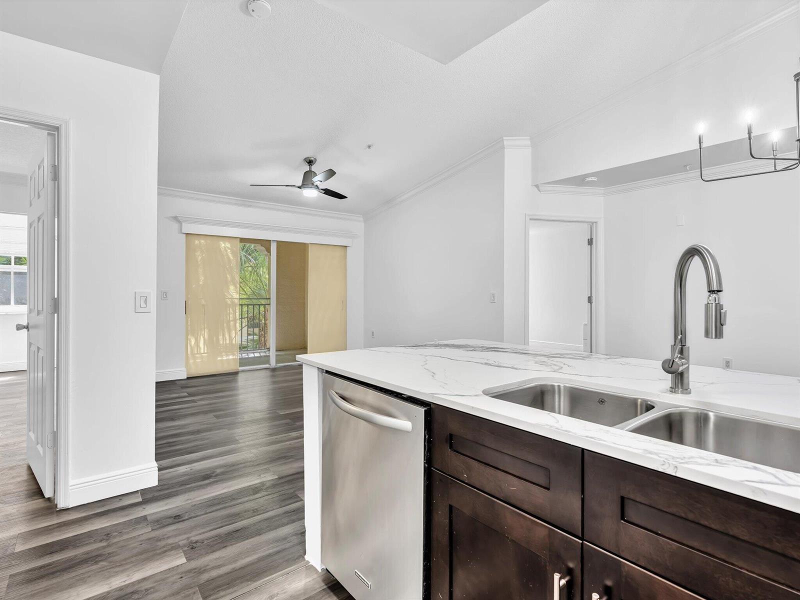 2433 Centergate Drive # 306, Miramar FL 33025