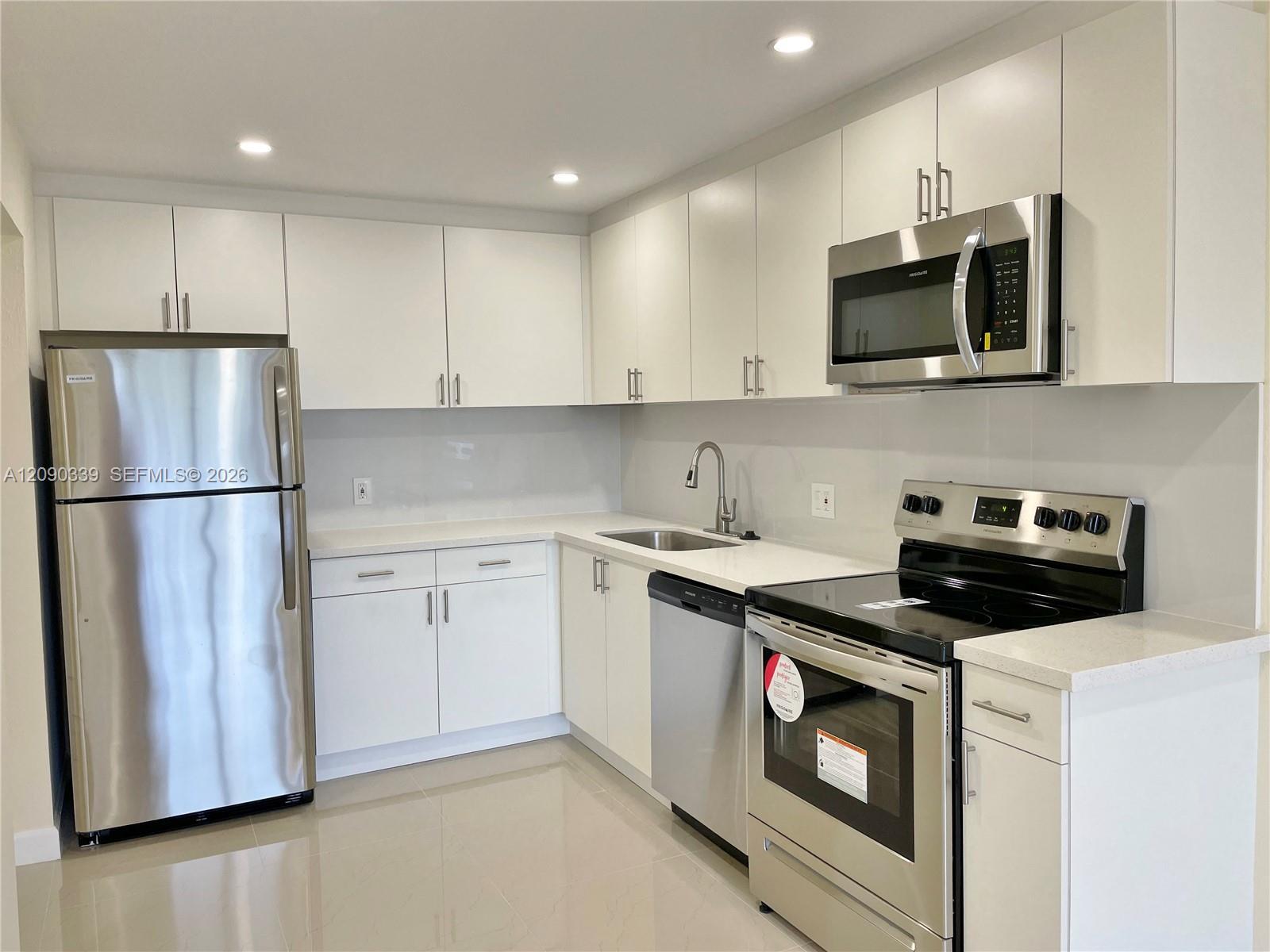 16950 W Dixie Hwy # A537, North Miami Beach FL 33160