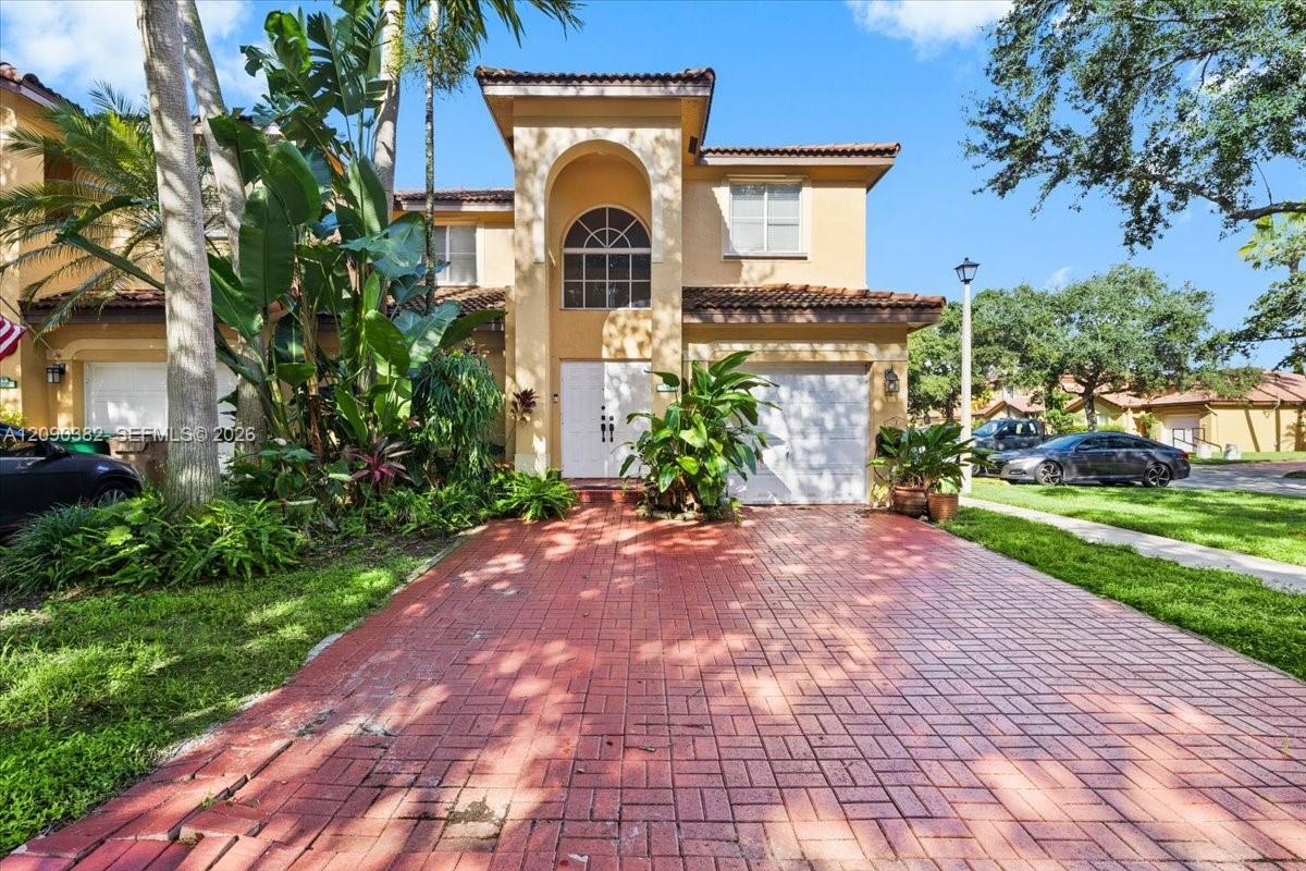 195 Sable Palm Way, Davie FL 33325