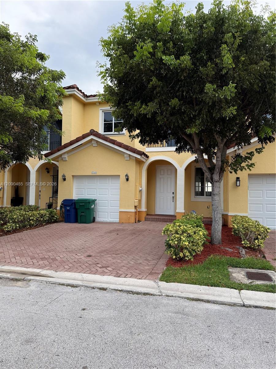 7140 SW 166th Pl, Miami FL 33193