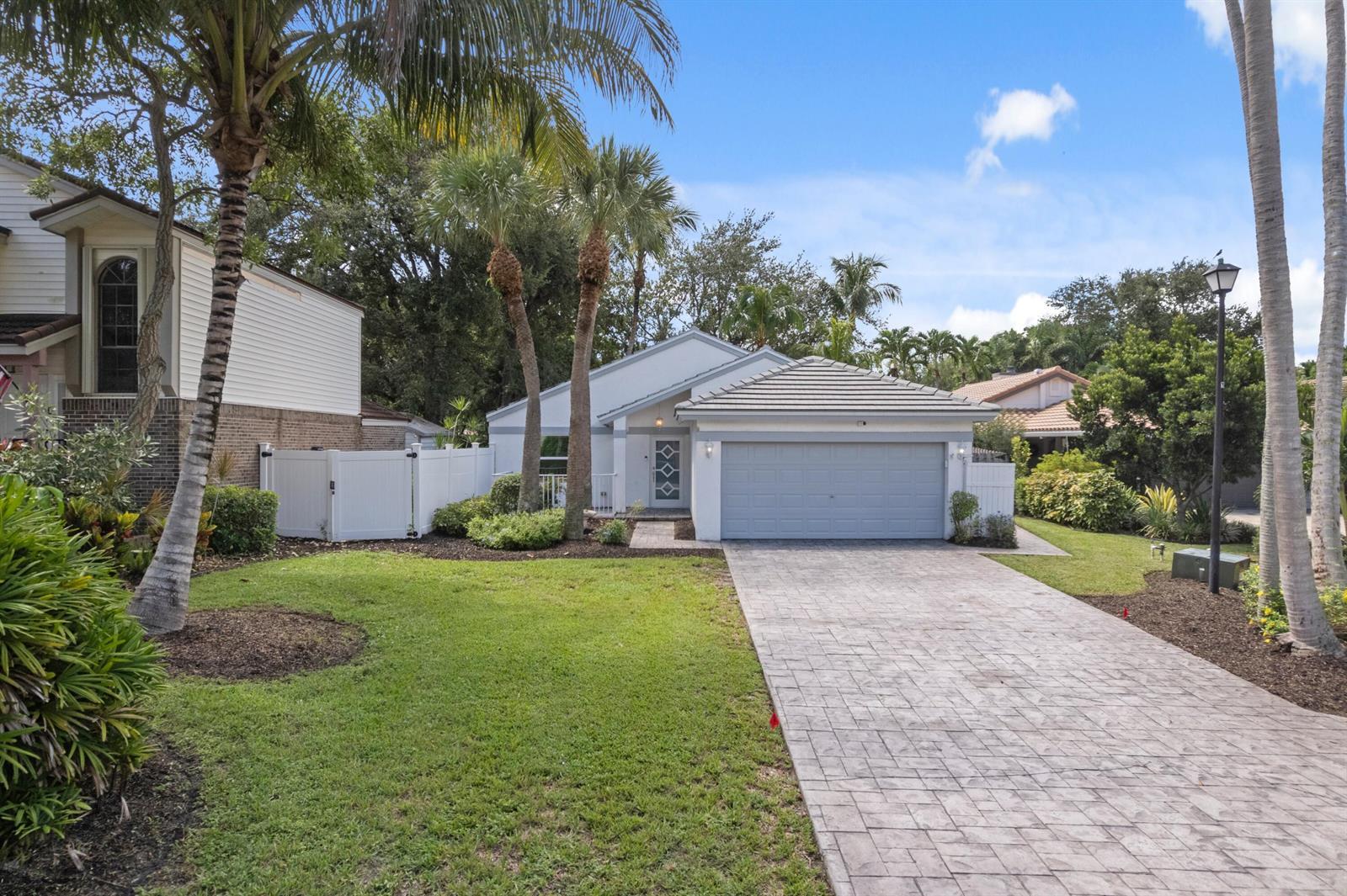 4120 NW 1st Court, Delray Beach FL 33445