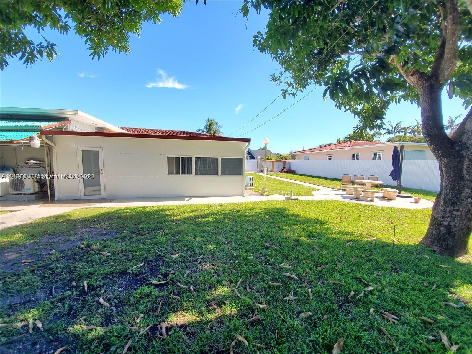 140 Iroquois St # A, Miami Springs FL 33166
