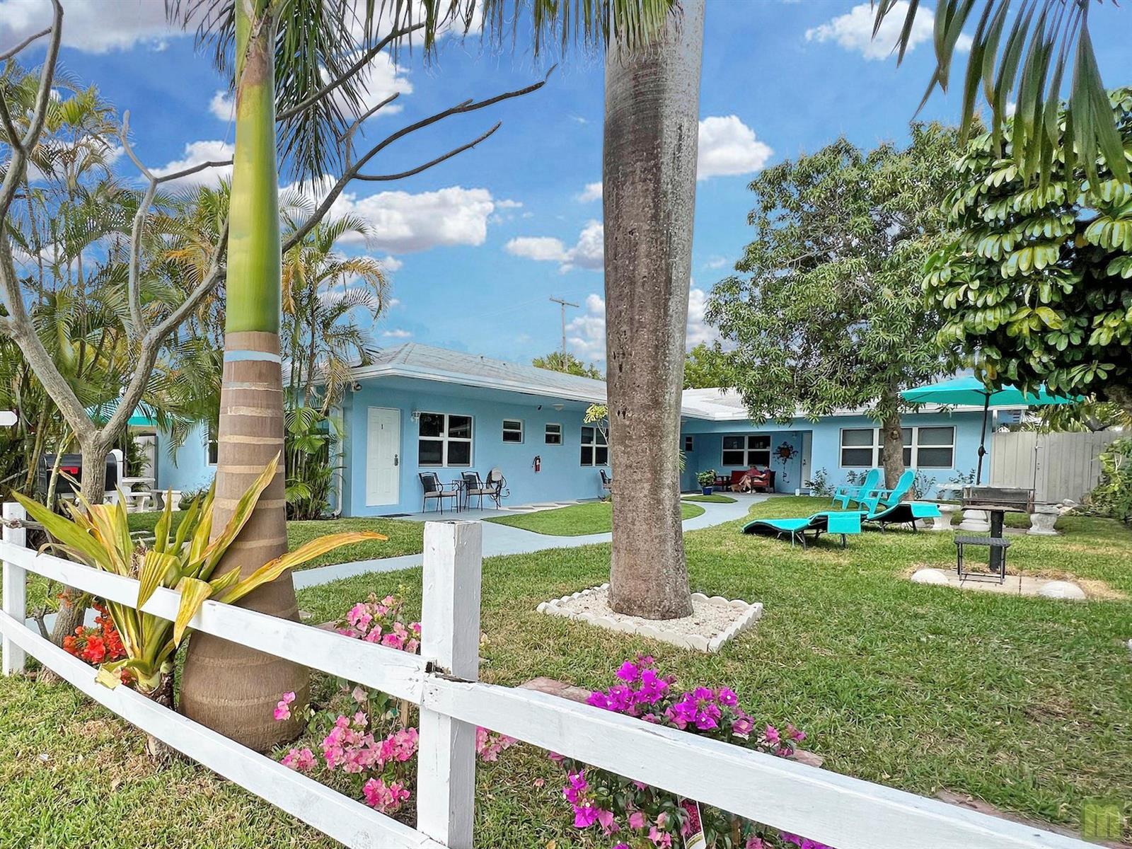 2695 SE 1ST Court # 1, Pompano Beach FL 33062